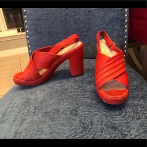 Deep red 7/7.5 1960’s PLATFORM HEELS not orange